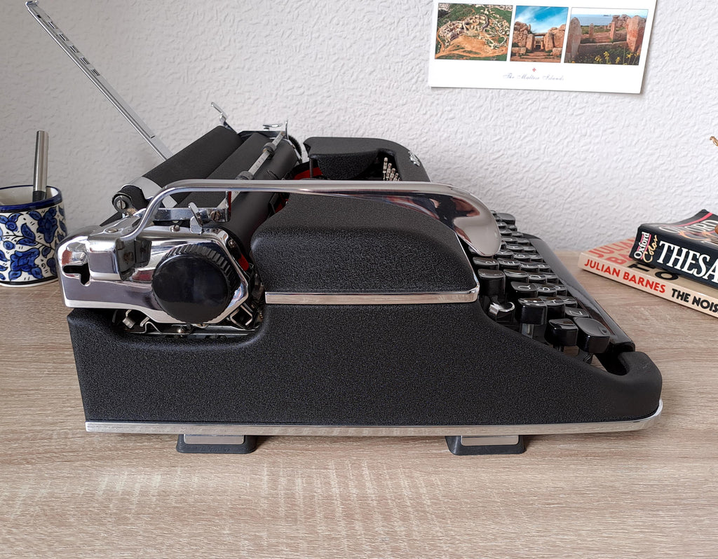 Olympia SM2 Black Typewriter, New Platen