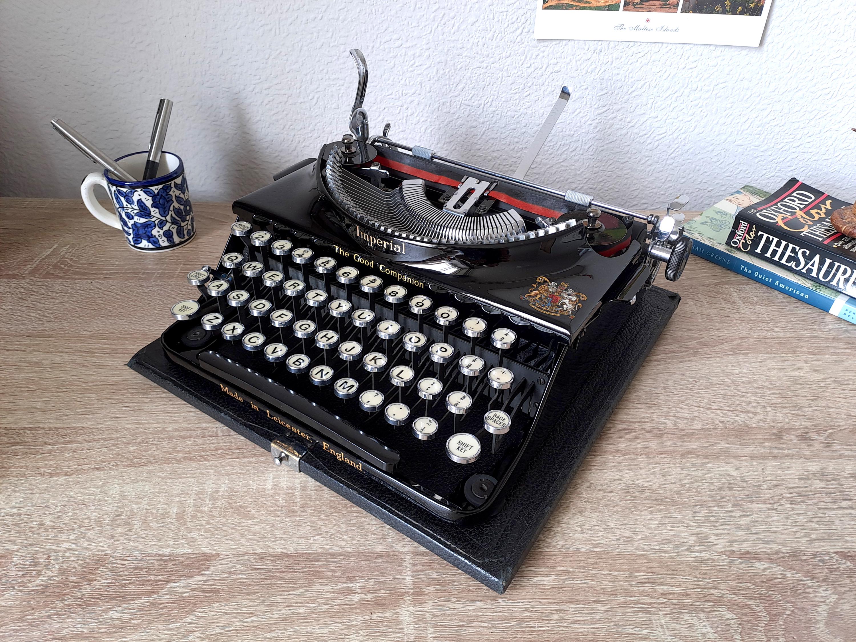 Imperial Good Companion Typewriter, New Platen