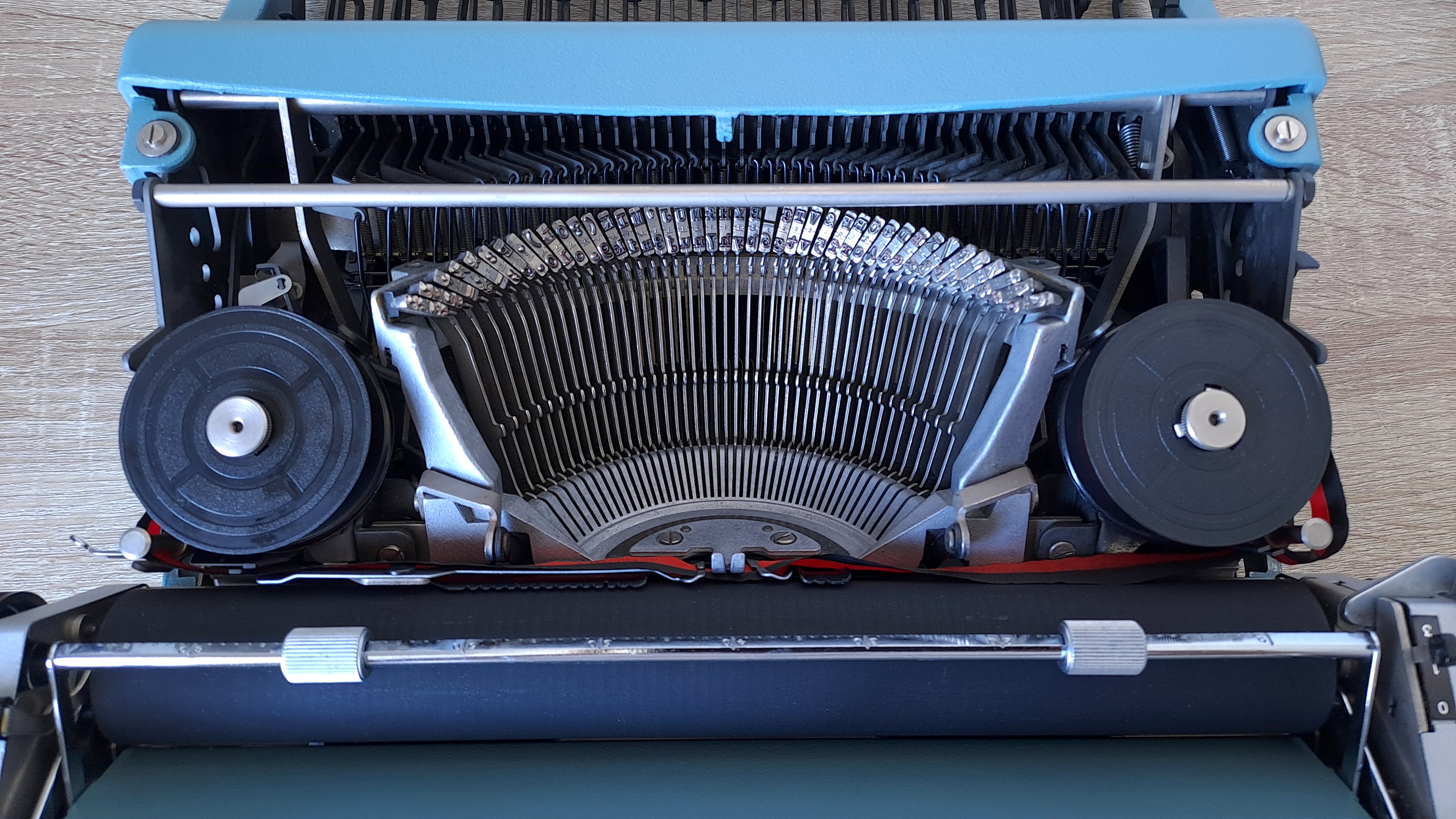 RESERVED! Olivetti Lettera 32