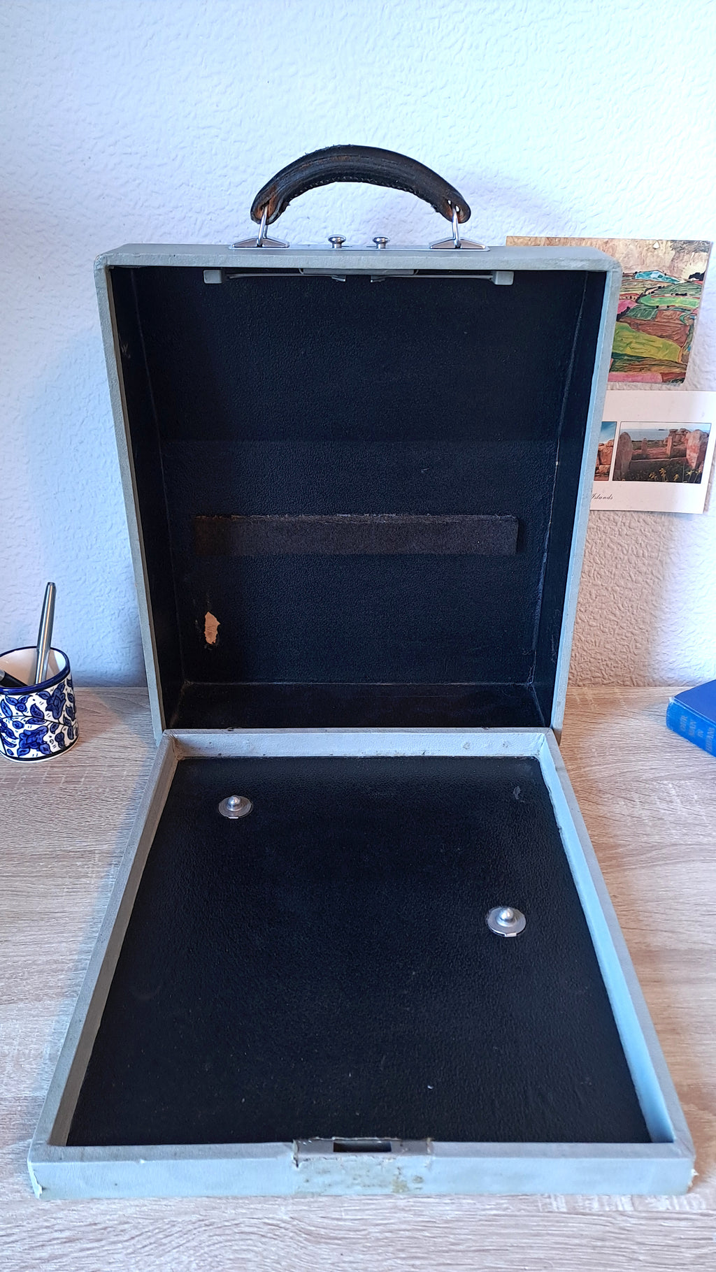 Olivetti Scribe Typewriter with Rare Wooden Case & Original Dust Cover