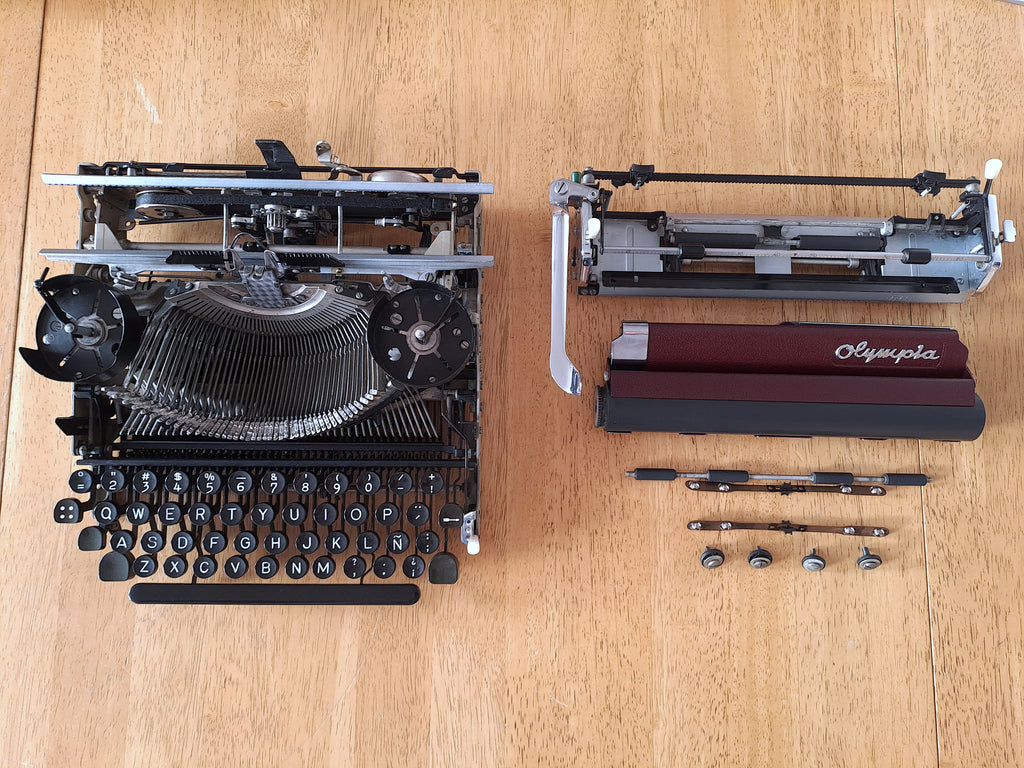 Maroon Olympia SM1 Typewriter