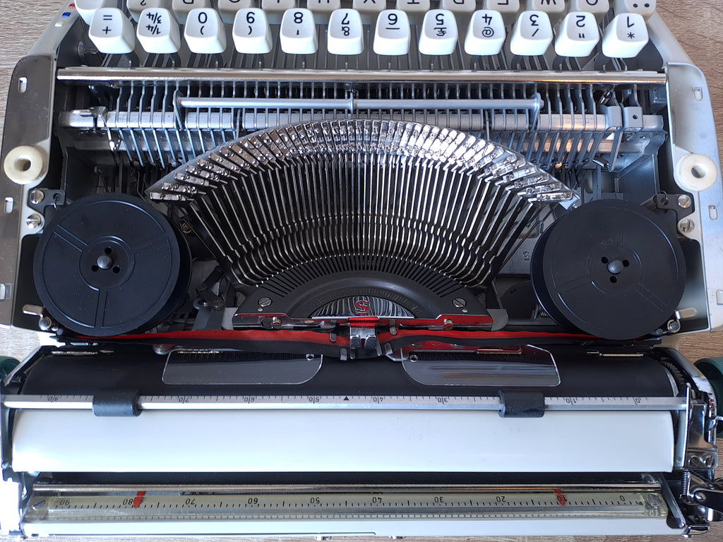 (RESERVED) Italic Olympia Splendid 66 Typewriter