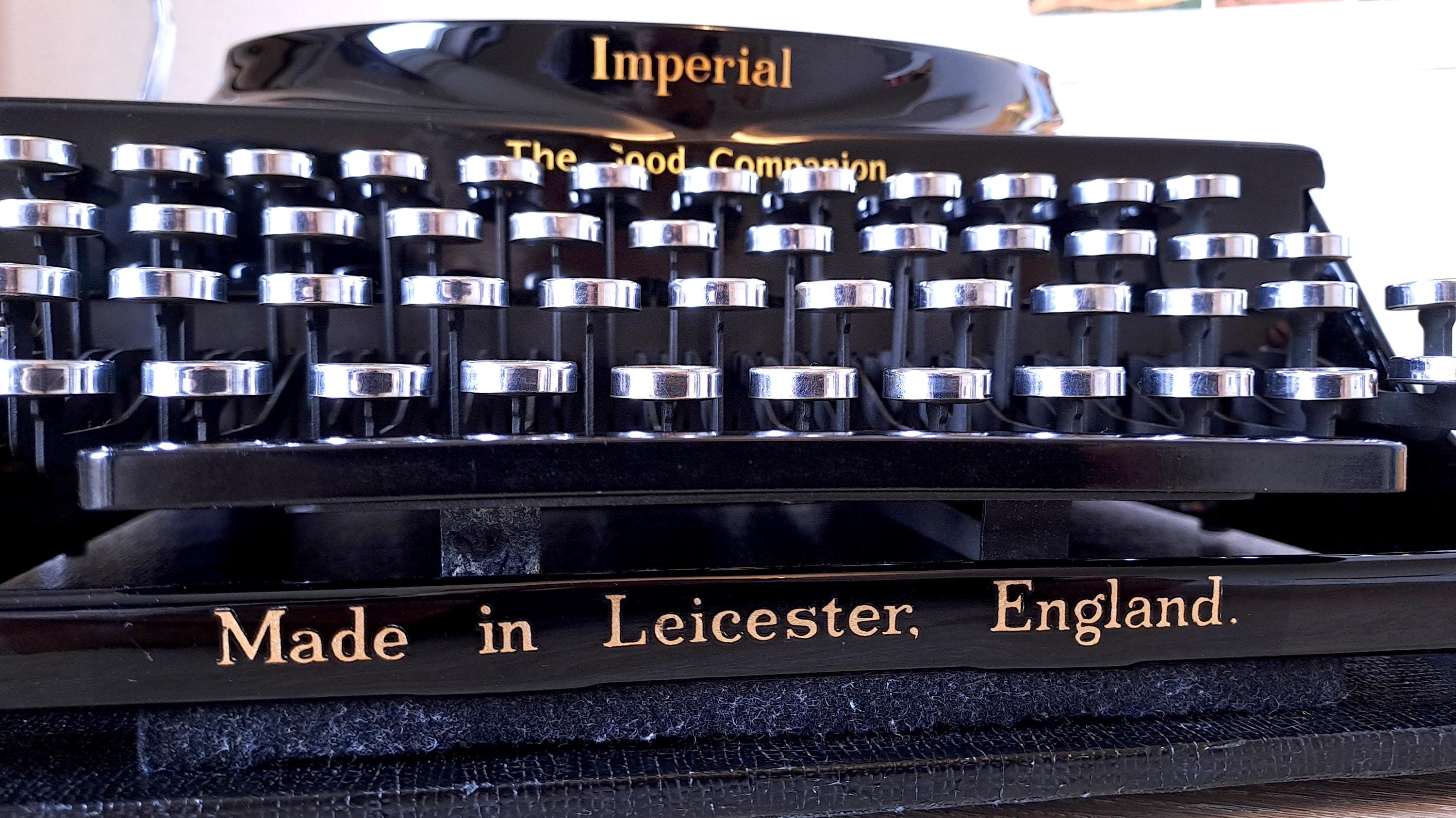 Imperial Good Companion Typewriter with Rare Secretarial Case, New Platen & Baseboard Feet