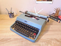 Script (cursive) Olivetti Lettera 32 Typewriter