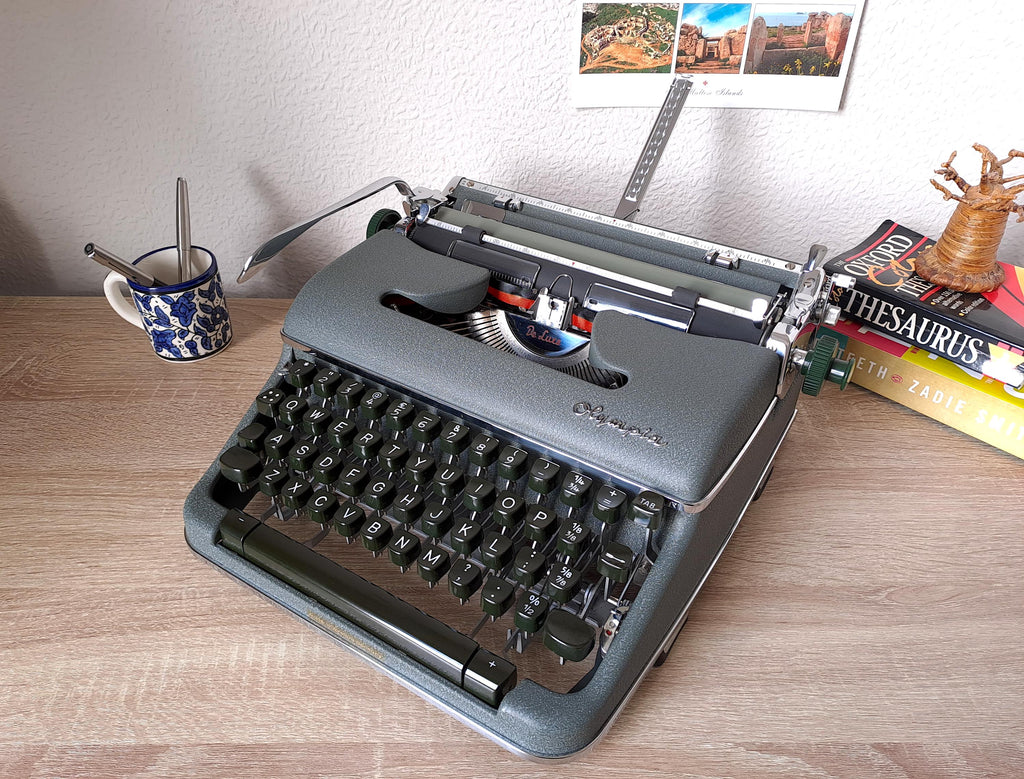 Olympia SM4 Typewriter, New Platen